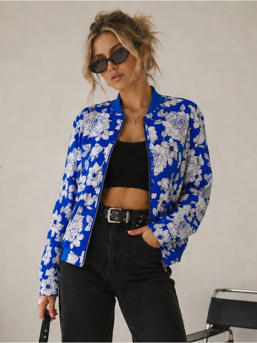 Banana Republic Blue & White Floral Bomber Jacket Women’s Size Small